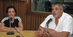Miguel Torraca y Patricia Di Fonzo en la radio./Miguel Torraca and Patricia Di Fonzo on the radio.