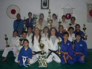 Dojo Bushido incorpora los Sábados.