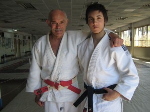 El Mtro.7º Dan Luis Dusetti con el Judoka de la ARAJ Kevin Juri .