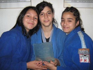 Gracias Rosario,Lara y Cinthya por los logros deportivos  2010.