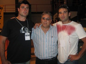 Gerardo Giamberardino y Lucas Marrone con el Presidente de la Confederación Argentina de judo Mtro. Oscar Cassinerio (8º Dan)