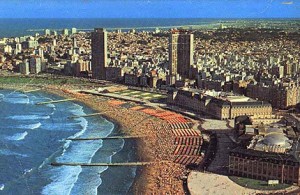 En pleno verano Marplatenses y Turistas disfrutaran de Judo en la Playa.