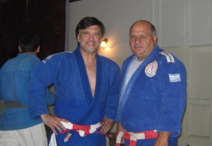 El Maestro Jorge Juri con el Maestro Titular de la Sport Ju Jitsu Argentina Juan José "Franco"Di Meglio 9º Dan.