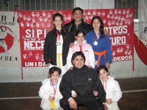 Las Judokas con los técnicos de la Regional Atlántica.