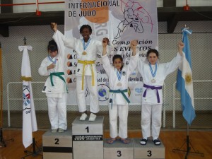 Podio Sudamericano Sub 15  menos 53 Kg